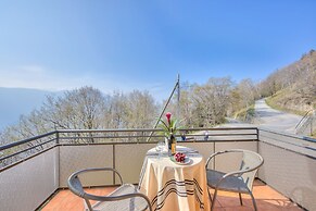 Ca' Gina Panoramica - Monte Bre