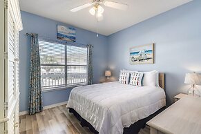 SPC 4133 Beautiful Tennis Court 2 bedroom with free beach set up for 2