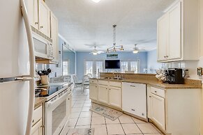 SPC 4133 Beautiful Tennis Court 2 bedroom with free beach set up for 2