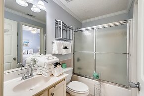 SPC 4133 Beautiful Tennis Court 2 bedroom with free beach set up for 2