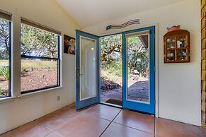 Healdsburg Home With Magnificent Vineyard View 2 Bedroom Home by Redaw