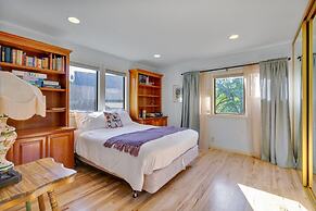 Healdsburg Home With Magnificent Vineyard View 2 Bedroom Home by RedAw