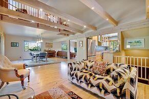 Healdsburg Home With Magnificent Vineyard View 2 Bedroom Home by RedAw