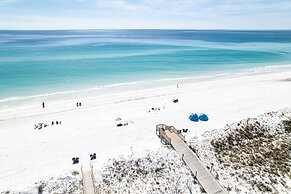 SPC 9232 is a Beautiful recently upgraded 2 BR with Free Beach Service