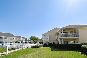 SPC 9232 is a Beautiful recently upgraded 2 BR with Free Beach Service