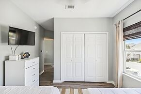 SPC 9232 is a Beautiful recently upgraded 2 BR with Free Beach Service