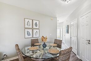 SPC 9232 is a Beautiful recently upgraded 2 BR with Free Beach Service