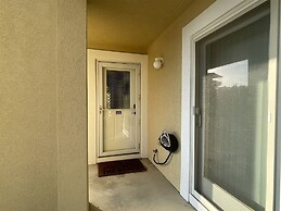 Salty Dog 2 Bedroom Villa by RedAwning