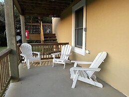 Salty Dog 2 Bedroom Villa by RedAwning