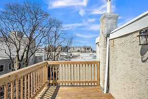 Enjoy Your Stay In This Amazing Location In Philadelphia! 4 Bedroom Ho