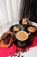 Hotel Del Luna by LUK Global