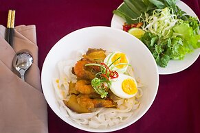 Hotel Del Luna by LUK Global