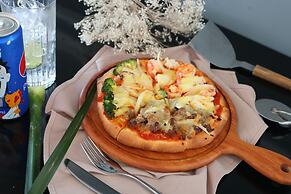 Hotel Del Luna by LUK Global