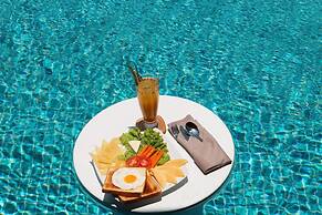 Hotel Del Luna by LUK Global