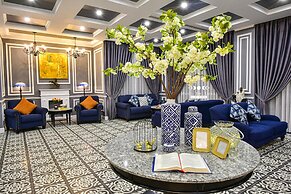 Hotel Del Luna by LUK Global