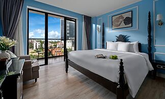 Hotel Del Luna by LUK Global