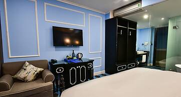 Hotel Del Luna by LUK Global