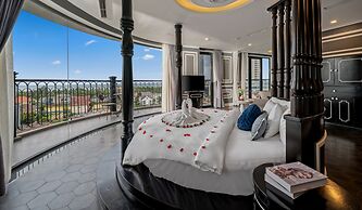 Hotel Del Luna by LUK Global