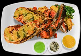 Hotel Del Luna by LUK Global