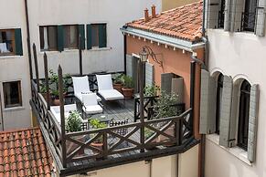 Nolinski Venezia - Evok Collection