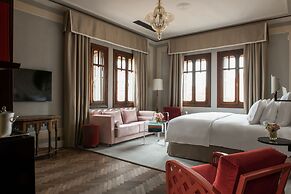 Nolinski Venezia - Evok Collection