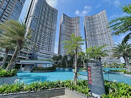 Gold Coast PIK Premium Seaview Apartment