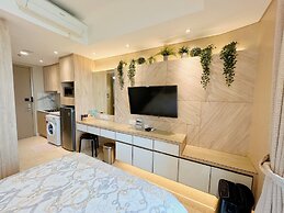 Gold Coast PIK Premium Seaview Apartment