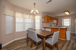 The Creekside Bungalow