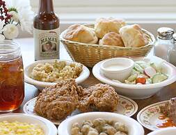 The Creekside Bungalow