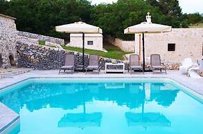 DONNAPAOLA MODERN FARM