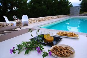 DONNAPAOLA MODERN FARM