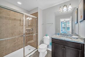 Stunning Modern Family Villa, Pool & Jacuzzi With Private View, Themed