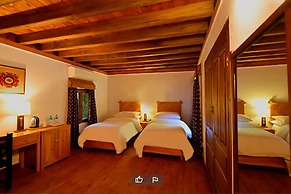 SERENA ALTIT FORT RESIDENCE