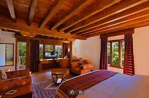 SERENA ALTIT FORT RESIDENCE