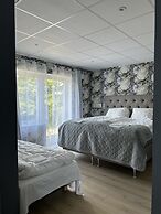 Solstickan Hotell & Vandrarhem