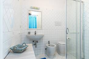 Piazzetta Casa Ambrosia 50m From The Sea