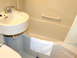 Toyoko Inn Yokohama Shiei-chikatetsu Center Minami-eki