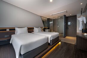 Draco Hotel & Suites