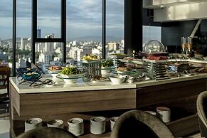 Draco Hotel & Suites