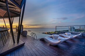 Draco Hotel & Suites