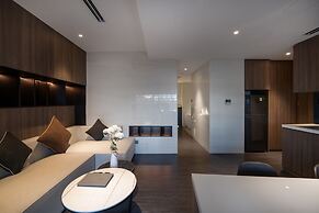 Draco Hotel & Suites