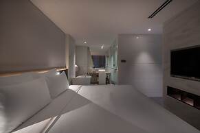 Draco Hotel & Suites