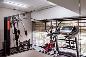 Draco Hotel & Suites