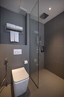 Draco Hotel & Suites