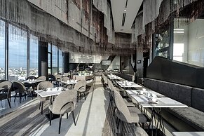 Draco Hotel & Suites