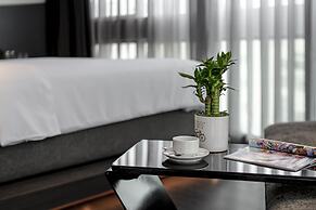 Draco Hotel & Suites