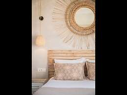 Diana Suites Deluxe Suite With Spa Bath