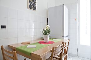 Kamchu Apartments Sigle Room Also for Couple Park View