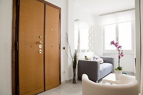 Kamchu Apartments Single Room Villa Ada 5