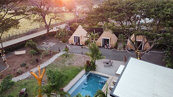 Pyramid Lodge Tamarindo Ramses
